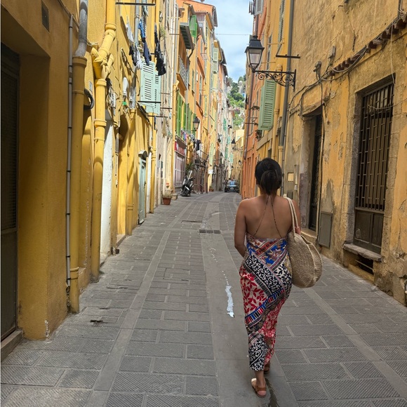 Meet your posher, Sandy! - Picture 3 of 13